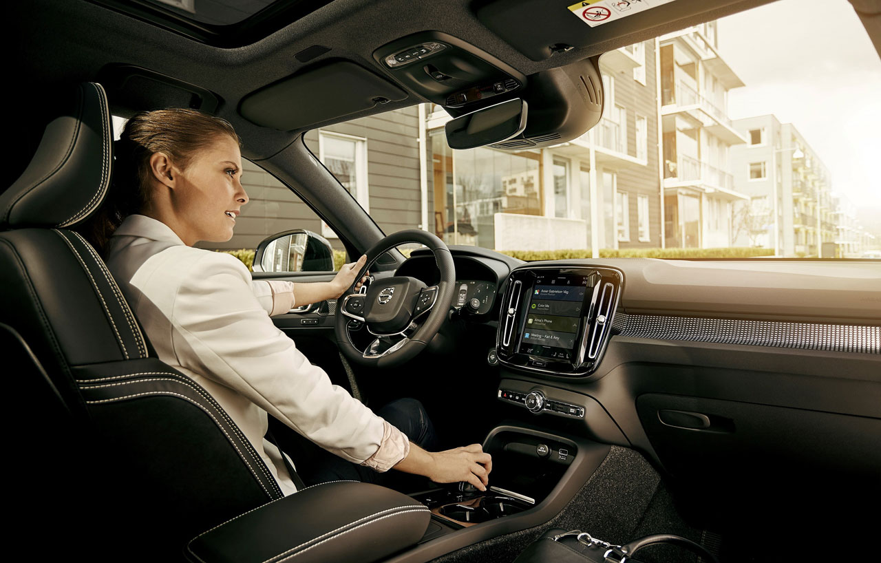 228668 Volvo Cars to embed Google Assistant Google Play Store and Google Maps in