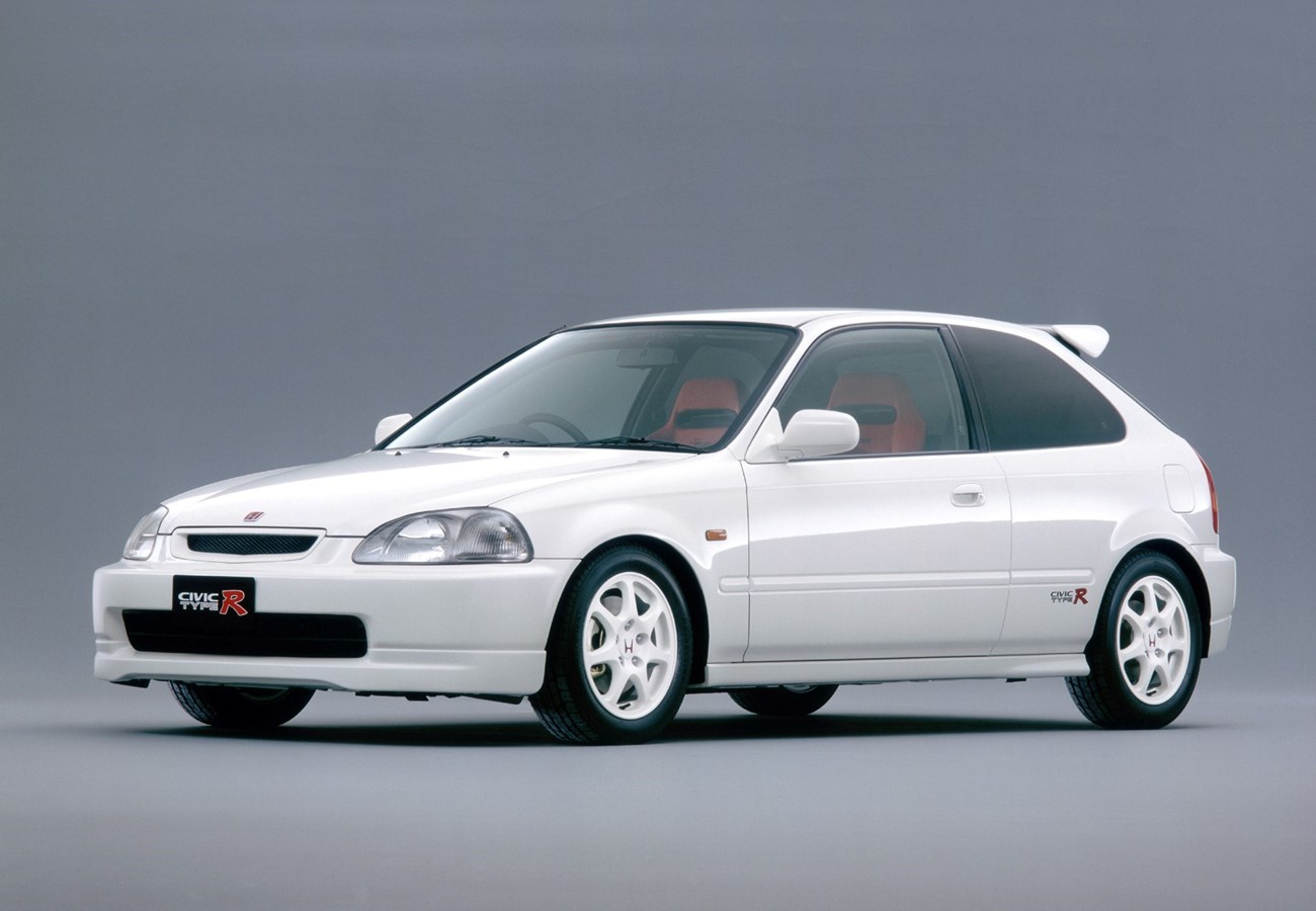 410191 HONDA CELEBRATES 25 YEARS OF THE CIVIC TYPE R