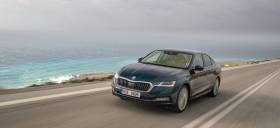 Η νέα SKODA OCTAVIA ανακηρύχθηκε «Νέο Αυτοκίνητο της Χρονιάς για το 2020» από το έγκριτο βρετανικό περιοδικό Auto Express