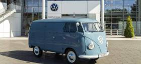 Εβδομηκοστά γενέθλια για το πιο παλιό Volkswagen Transporter