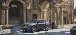 Η Alfa Romeo Tonale Plug-in Hybrid Q4 ενώνει το παρελθόν με το μέλλον της μάρκας στο 25ο Rally Monte-Carlo Historique